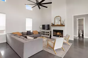 6601 North Lakewoods Dr, Georgetown, TX 78633 - Photo 13