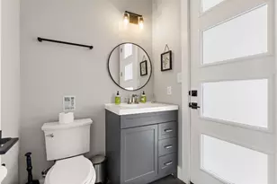 6601 North Lakewoods Dr, Georgetown, TX 78633 - Photo 25