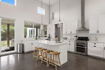 6601 North Lakewoods Drive, Georgetown, TX 78633 - Photo 9