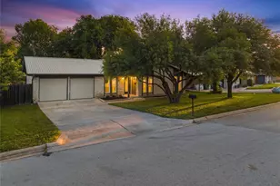 5500 Tipton Dr, Austin, TX 78723 - Photo 35