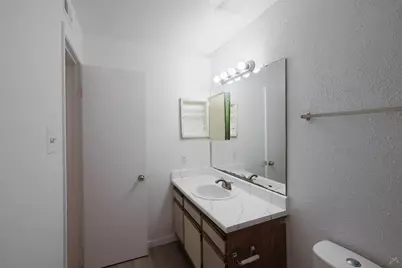 2430 Cromwell Circle #1405, Austin, TX 78741 - Photo 25