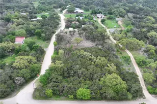 110 Roadrunner Rd, San Marcos, TX 78666 - Photo 3