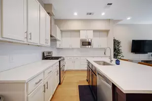 2520 Bluebonnet Ln, Austin, TX 78704 - Photo 11