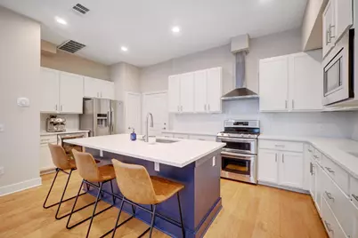 2520 Bluebonnet Lane #41, Austin, TX 78704 - Photo 9