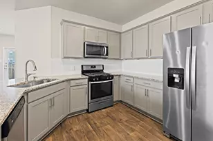 142 Solitude Dr, San Marcos, TX 78666 - Photo 15