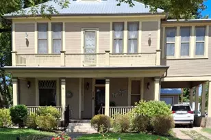 622 W 7th St, Taylor, TX 76574 - Photo 3