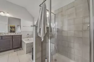 918 Leadtree Loop, Buda, TX 78610 - Photo 17