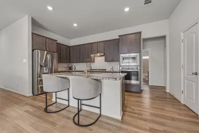 918 Leadtree Loop, Buda, TX 78610 - Photo 5