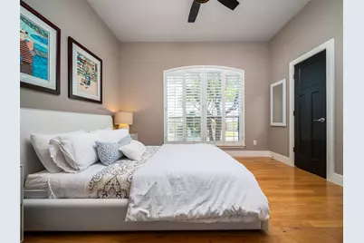 10025 Scull Creek Drive, Austin, TX 78730 - Photo 11