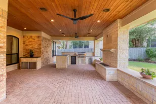 10025 Scull Creek Dr, Austin, TX 78730 - Photo 15