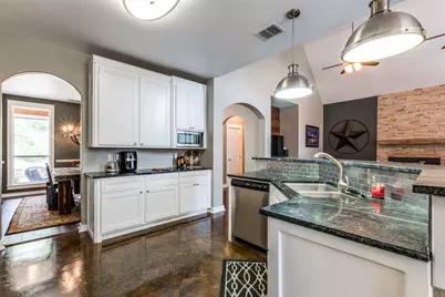 20501 Bee Hive Lane, Spicewood, TX 78669 - Photo 13