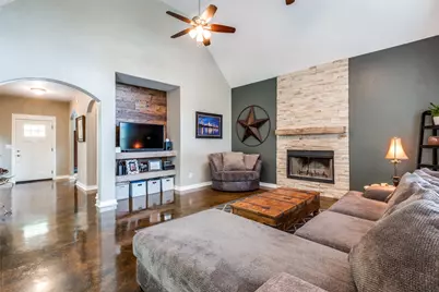 20501 Bee Hive Lane, Spicewood, TX 78669 - Photo 9