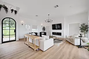 1604 Cliffwood Dr, Austin, TX 78733 - Photo 9