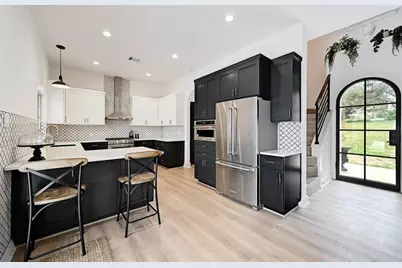1604 Cliffwood Drive, Austin, TX 78733 - Photo 11