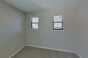 5617 Victory Gallop Dr, Del Valle, TX 78617 - Photo 13