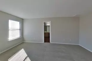 5617 Victory Gallop Dr, Del Valle, TX 78617 - Photo 7