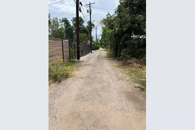 2511 E Cesar Chavez Street, Austin, TX 78702 - Photo 11