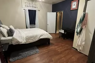 2511 E Cesar Chavez St, Austin, TX 78702 - Photo 15