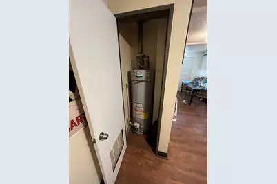 2511 E Cesar Chavez Street, Austin, TX 78702 - Photo 21