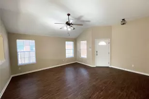 4423 Meadowside Ln, Round Rock, TX 78665 - Photo 5