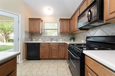 4423 Meadowside Lane, Round Rock, TX 78665 - Photo 9