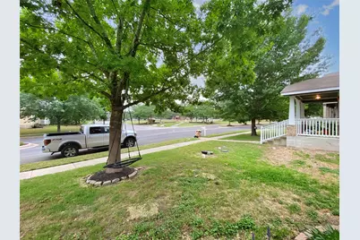 701 Sampson, Kyle, TX 78640 - Photo 27