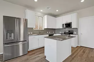 449 Stone Water Ln, Jarrell, TX 76588 - Photo 5