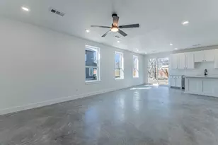 1010 E Marble St, Burnet, TX 78611 - Photo 3