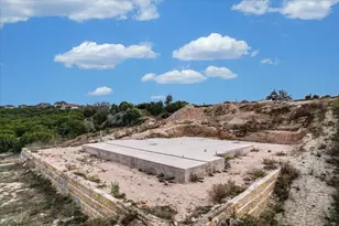 2601 Crystal Falls Pkwy, Leander, TX 78641 - Photo 9