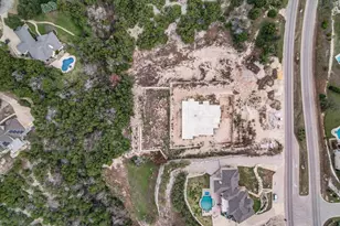 2601 Crystal Falls Pkwy, Leander, TX 78641 - Photo 7