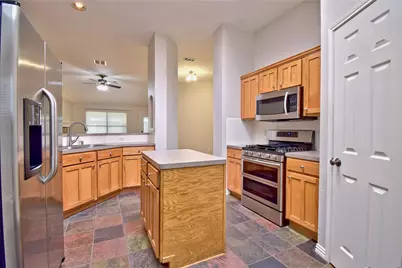 807 Wild Petunia Way, Pflugerville, TX 78660 - Photo 5