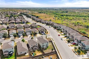 117 Wapiti Rd, Buda, TX 78610 - Photo 5