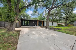 8900 Point W Dr, Austin, TX 78759 - Photo 3