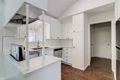 5703 Gloucester Lane #B, Austin, TX 78723 - Photo 7