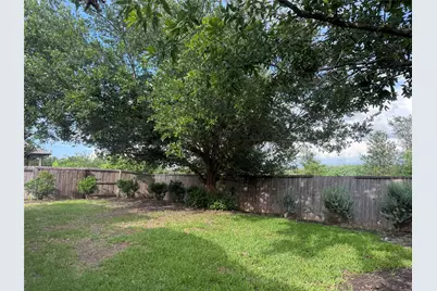 11633 Sun Glass Drive, Manor, TX 78653 - Photo 5