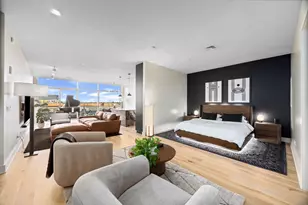 555 E 5th St, Austin, TX 78701 - Photo 3