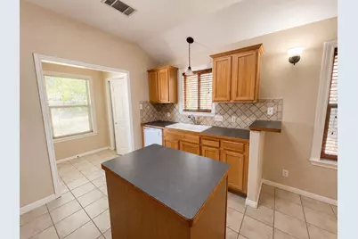 1506 North Street #A, Austin, TX 78756 - Photo 9