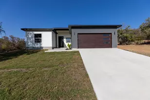 320 Kahana Ln, Bastrop, TX 78602 - Photo 1