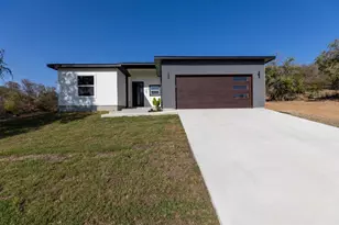 320 Kahana Ln, Bastrop, TX 78602 - Photo 1