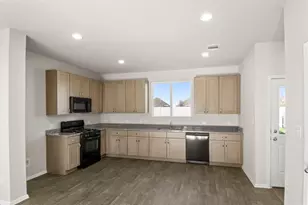 153 Daylily Dr, Elgin, TX 78621 - Photo 19