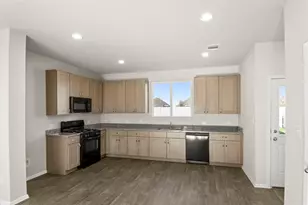 153 Daylily Dr, Elgin, TX 78621 - Photo 19