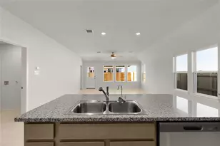 13701 Tucker Hedge Pass, Elgin, TX 78621 - Photo 43