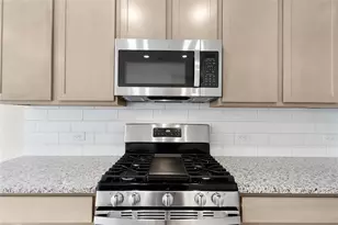 13701 Tucker Hedge Pass, Elgin, TX 78621 - Photo 41