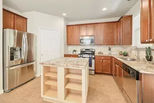 1310 Parmer Ln, Austin, TX 78727 - Photo 11