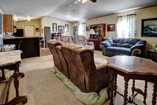 106 Lakewood Dr, Bastrop, TX 78602 - Photo 11