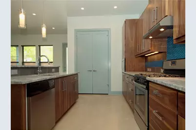 306 Franklin Boulevard #B, Austin, TX 78751 - Photo 9