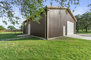 8169 Ranch Road 2338, Georgetown, TX 78633 - Photo 23