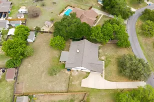 114 Cedar Dr, Mountain City, TX 78610 - Photo 35