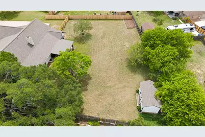 114 Cedar Drive, Mountain City, TX 78610 - Photo 37