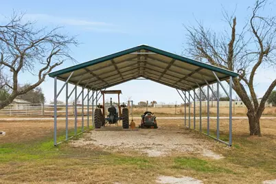 610 Eastview Drive, Georgetown, TX 78626 - Photo 37